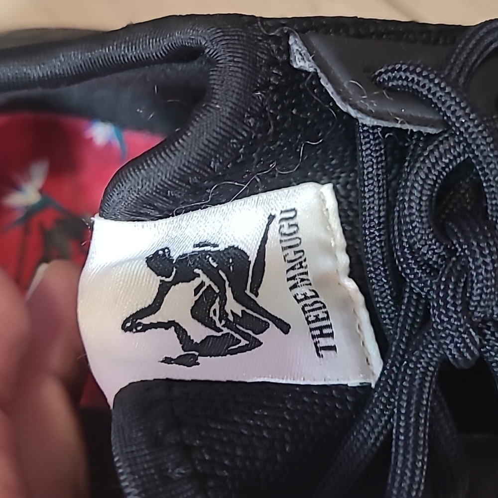 Adidas Thebe Magugu NMD R1 Size 7.5 - Picture 7 of 12